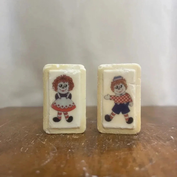 Vintage Katherine Gray 2 pack bar soap‎ Raggedy Ann and Andy Unused bars 5.5 oz - Picture 1 of 11